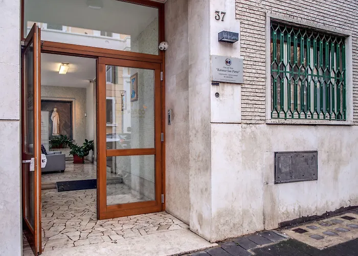 Hotel Casa Per Ferie Ravasco San Pietro Rom